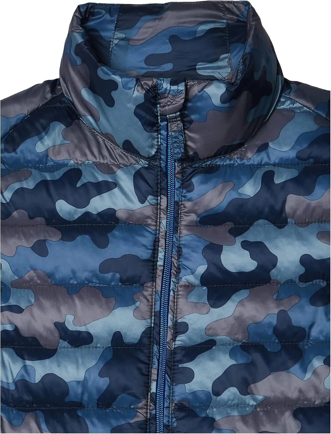 Amazon Essentials Boys and Toddlers' Lightweight Water-Resistant Packable Hooded Puffer Vest