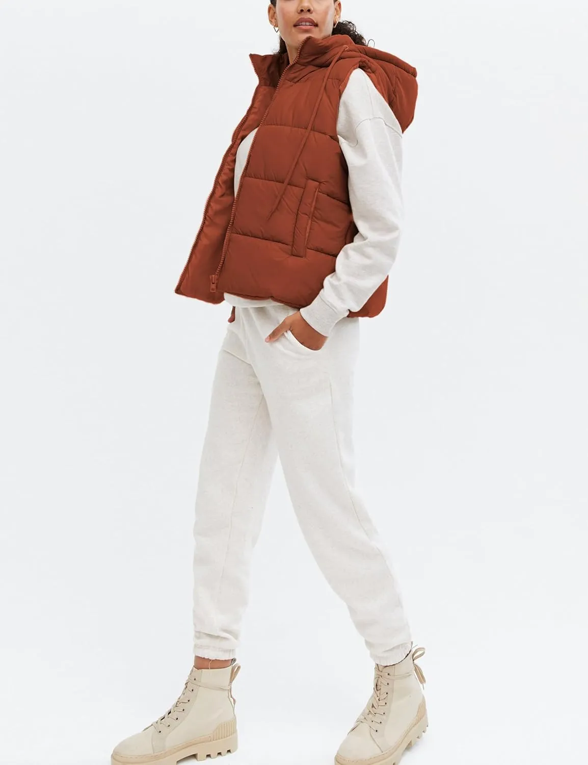 EsheSy Women's Puffer Vest with Removable Hood Sleeveless Full Zip Quilted Down Jacket