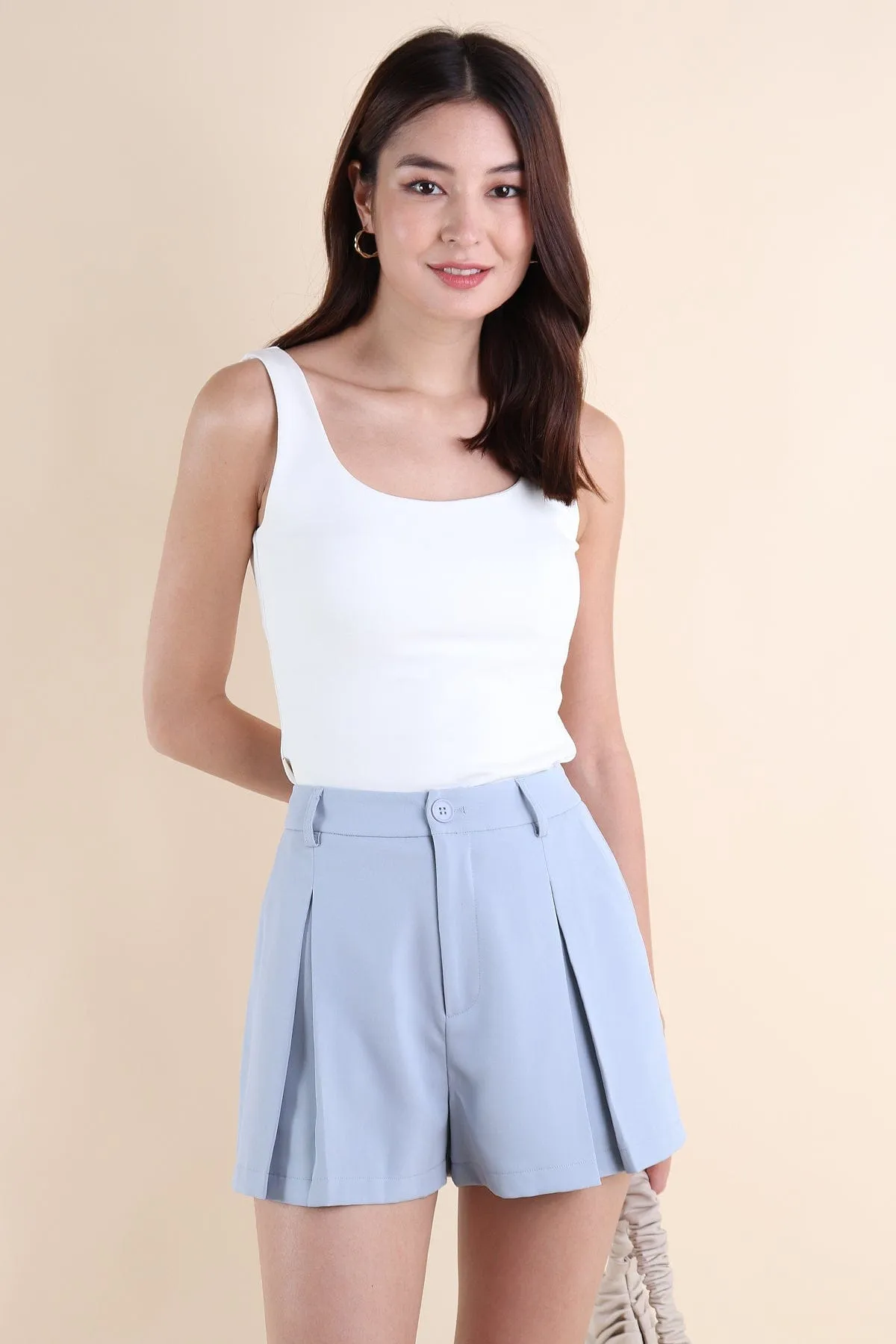 POLINA SHORTS IN BLUE