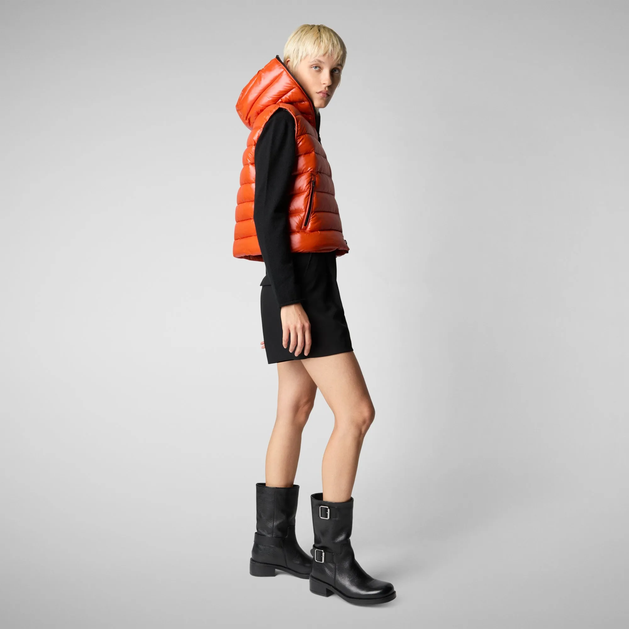 Women's hooded vest Romina in maple orange